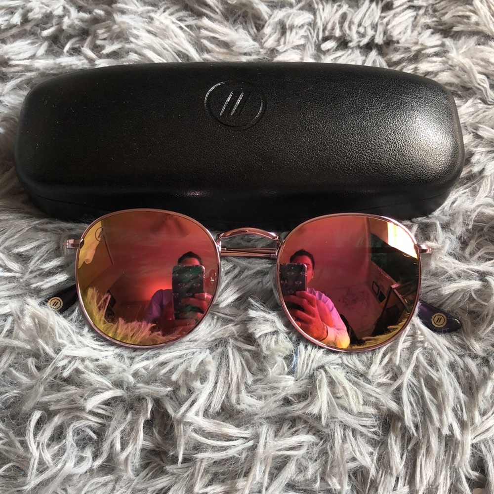 *NEW* Light Pink Polarized Round Sunglasses